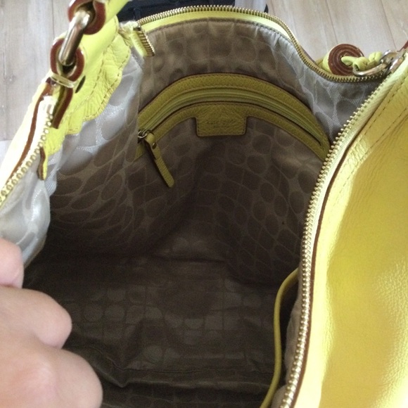 Kate Spade Yellow Pebble Leather Hobo Shoulder Zipper Handbag tassel Zipper - Picture 6 of 15